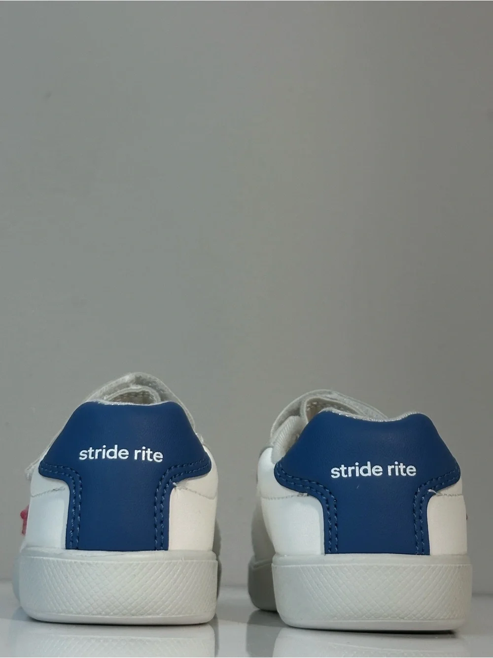 Stride Rite Kailin White Sneakers Size 9W Red White Blue